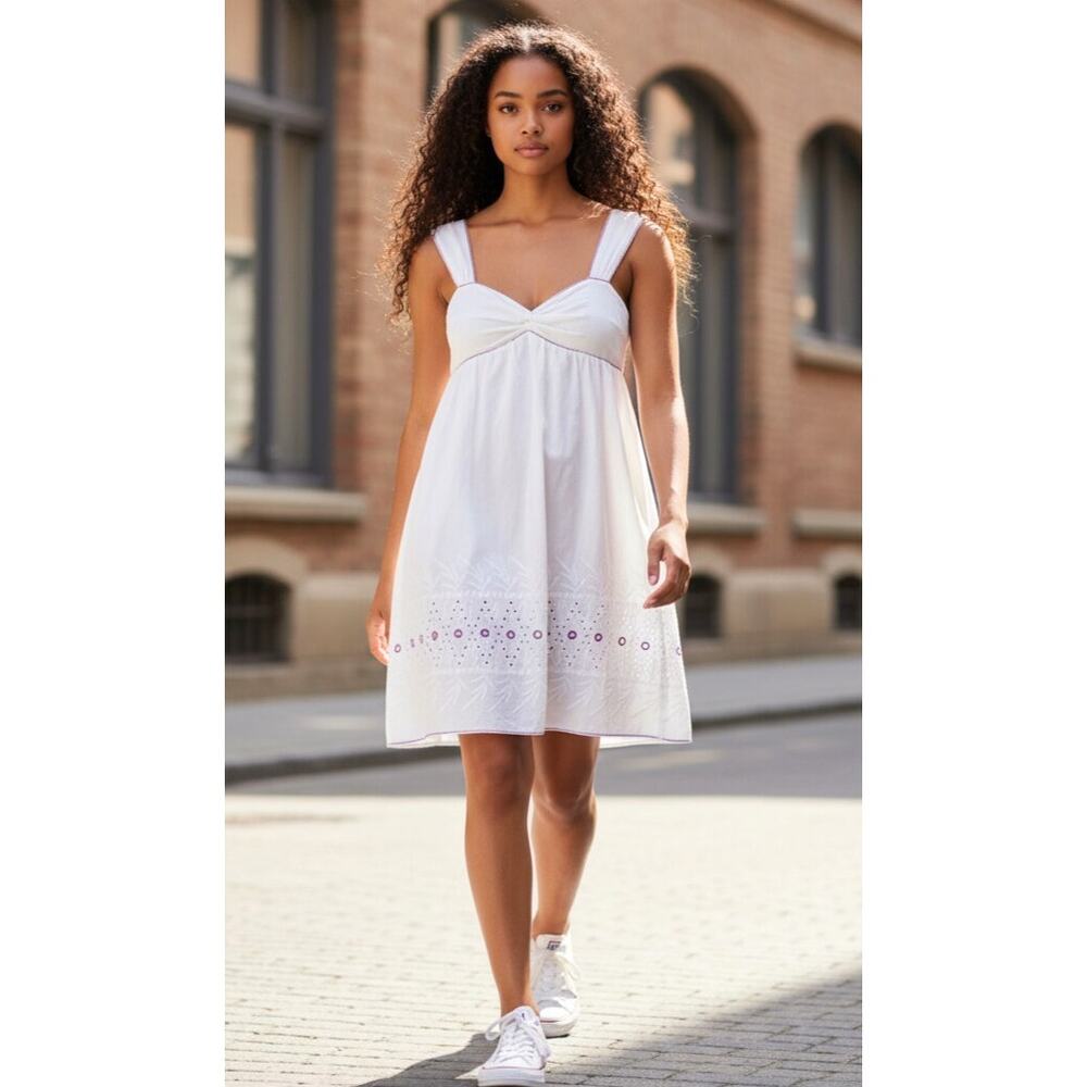 Max Studio SP Dress Sz M Embroidered Eyelet Boho Babydoll Y2K Cotton Summer